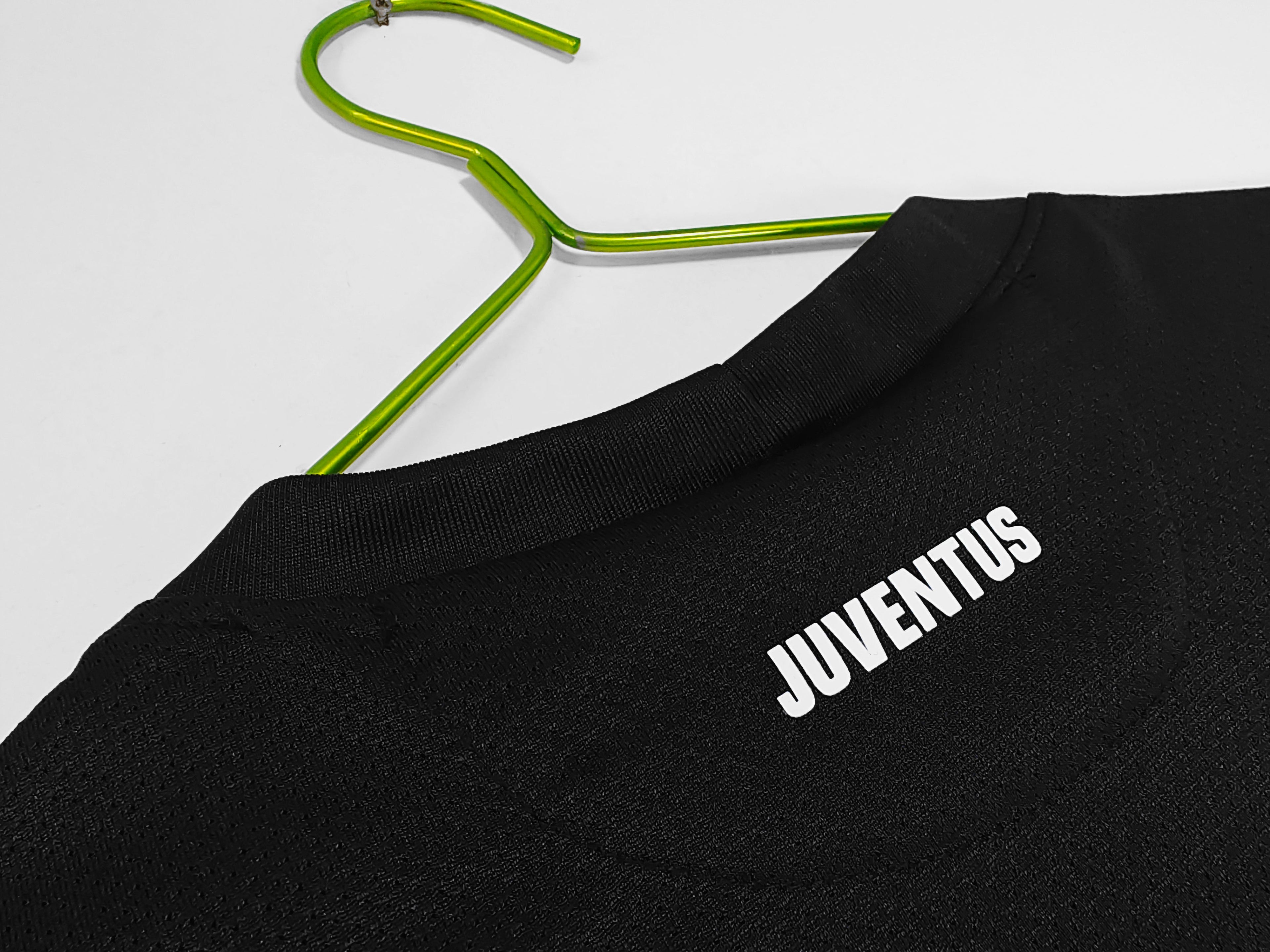 MAILLOT RETRO JUVENTUS EXTERIEUR 2013/2014