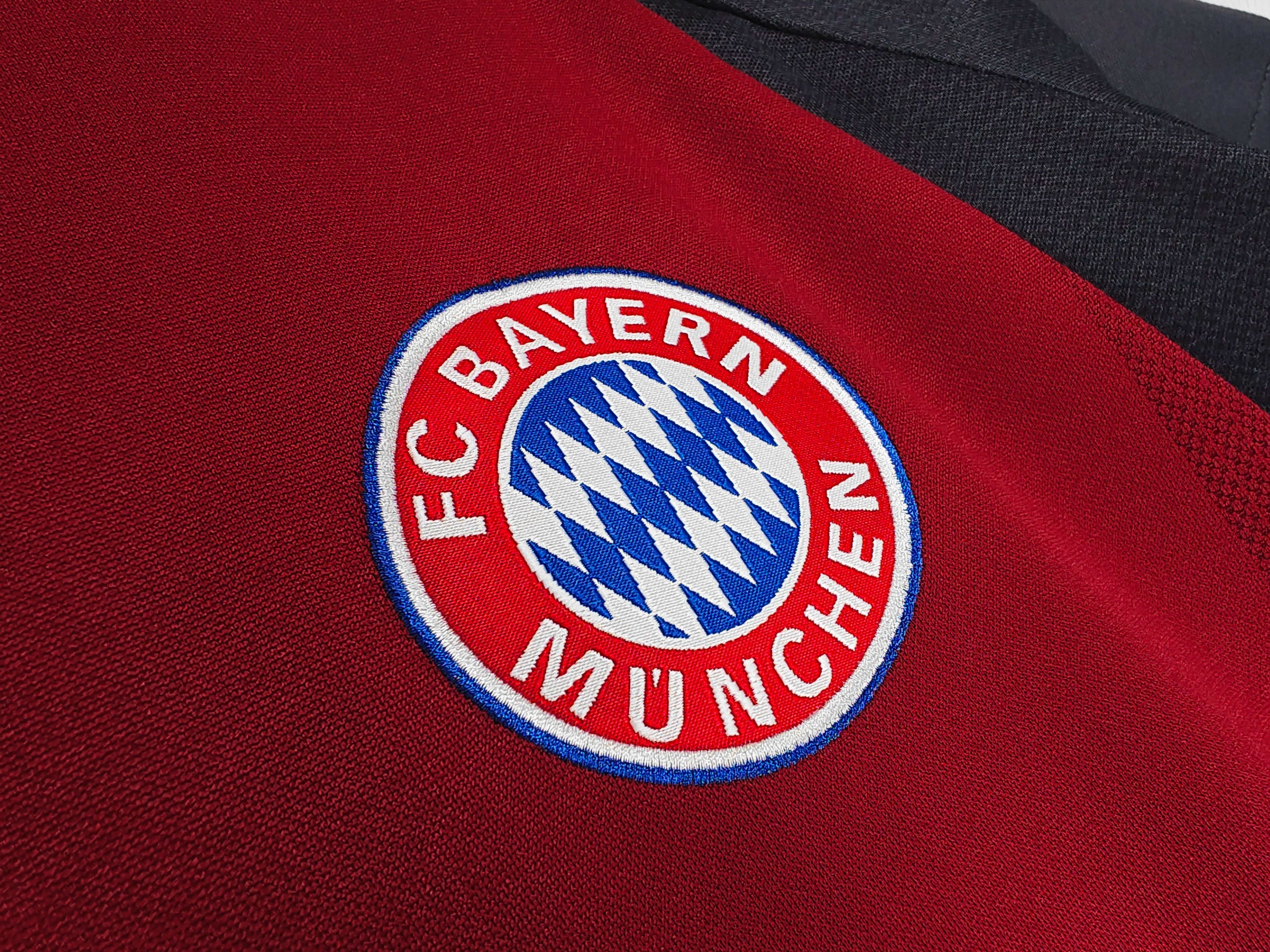 MAILLOT RETRO BAYERN MUNICH DOMICILE 2001/2002