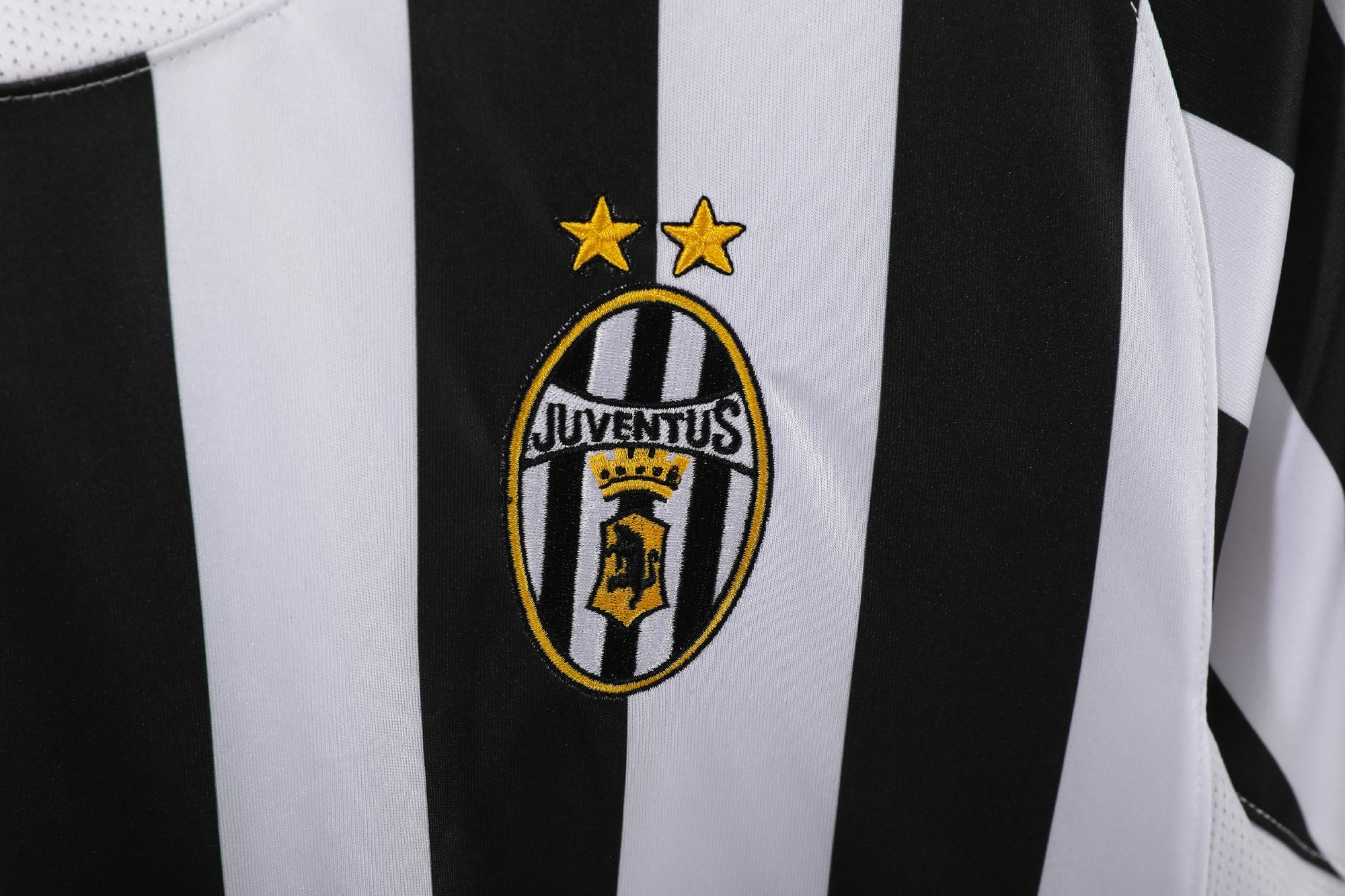 MAILLOT RETRO JUVENTUS DOMICILE 2003/2004