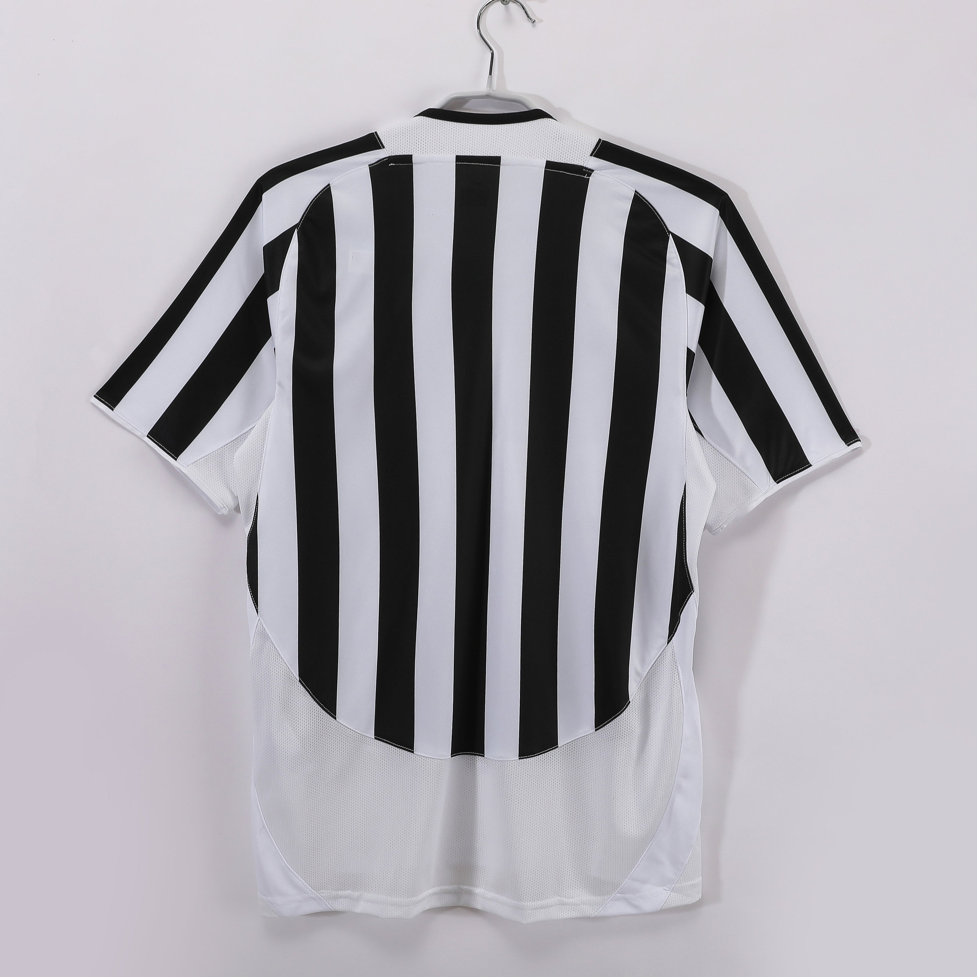 MAILLOT RETRO JUVENTUS DOMICILE 2003/2004